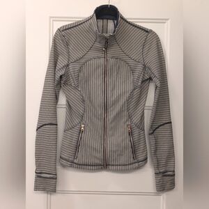 LULULEMON Forme Jacket II Women's Jacket Striped Blue Size 6